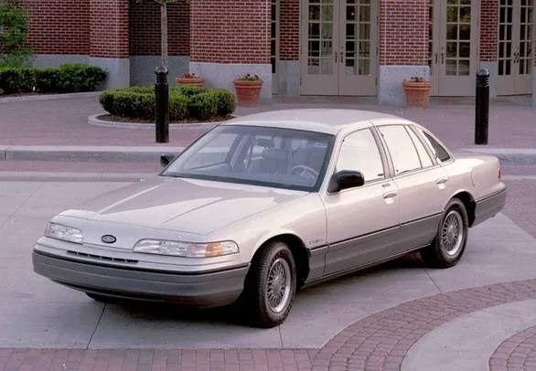 PROBLEMAS CON LA FORD CROWN VICTORIA 1995