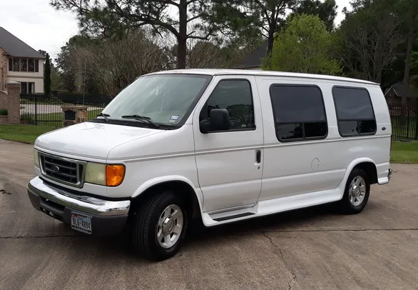PROBLEMAS CON LA FORD E-450 2006