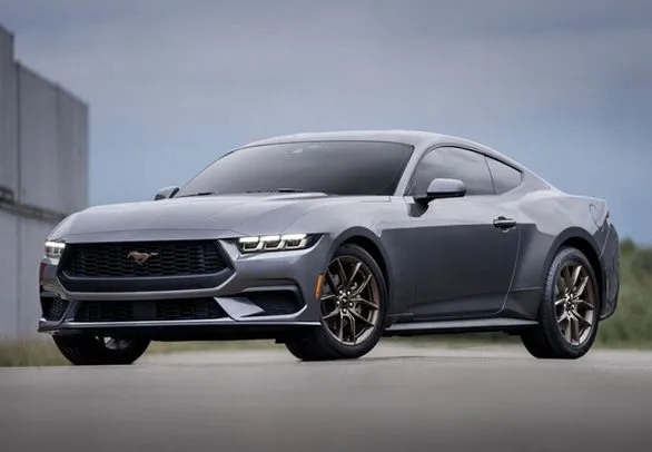 PROBLEMAS CON LA FORD MUSTANG 2023